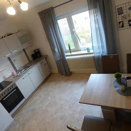 Apartment Grosse In Voslapp Mit Garten - A86099 Wilhelmshaven